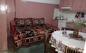 Granny'S Home
